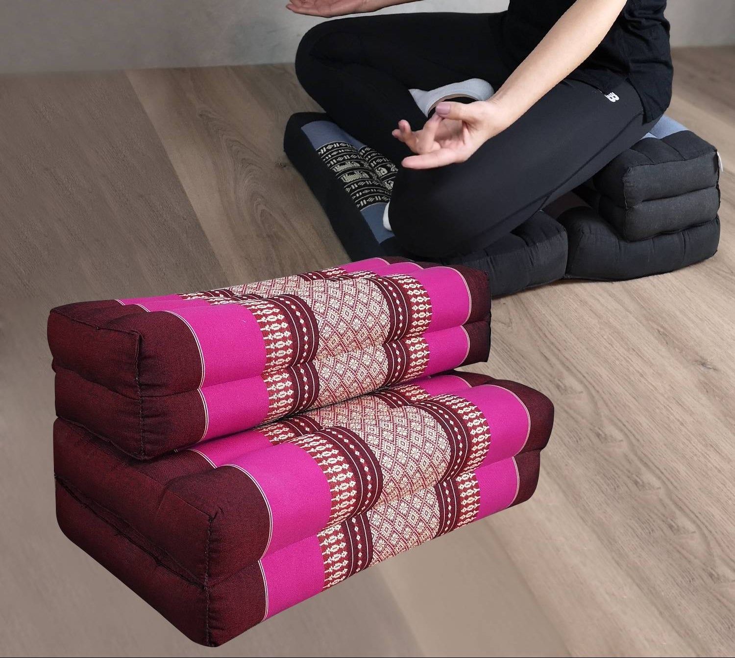 Kapok Zafu Meditation Cushion Set | Hips & Back